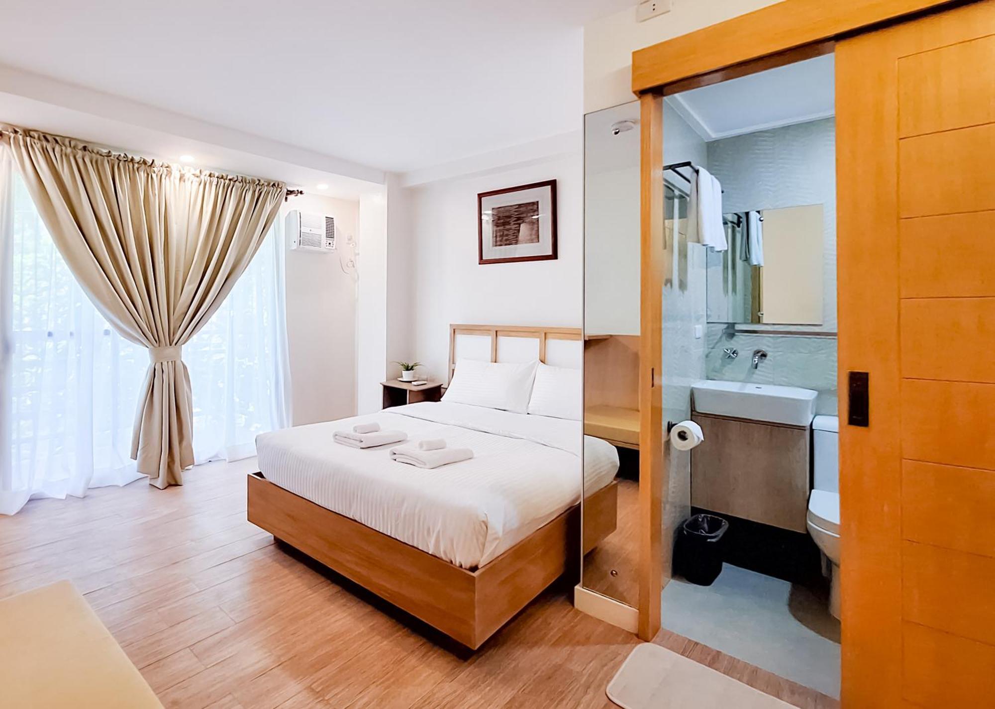Areca Boracay Bed & Breakfast *